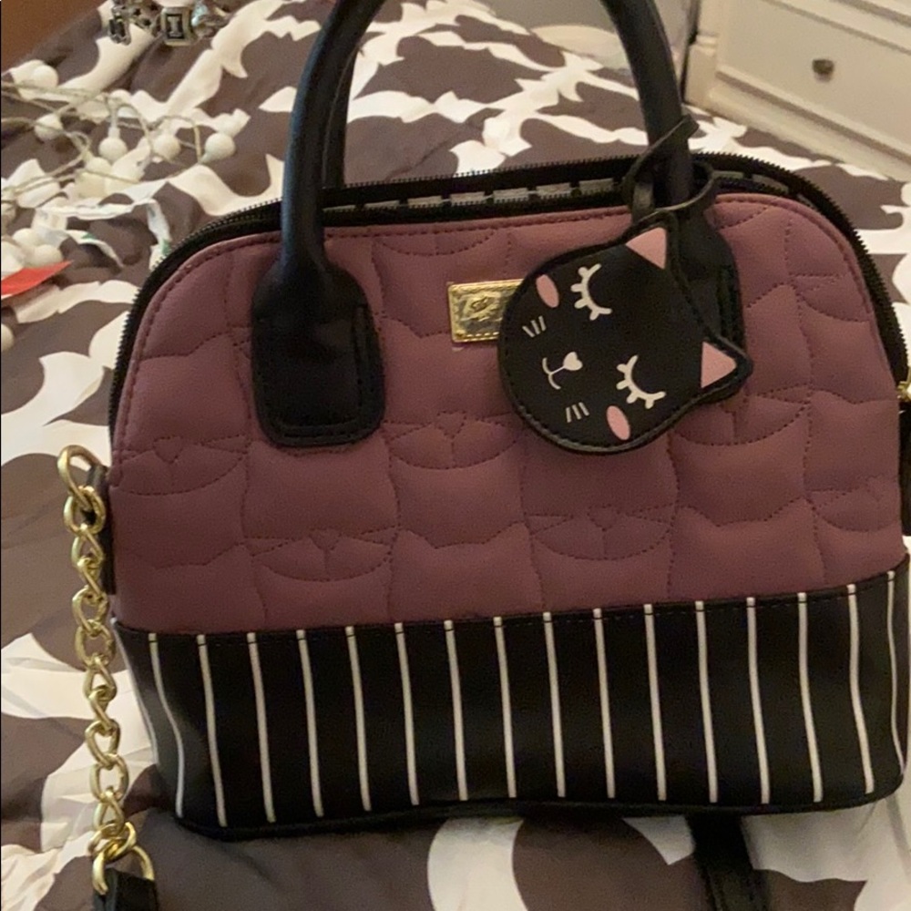 BETSEY JOHNSON PURSE*